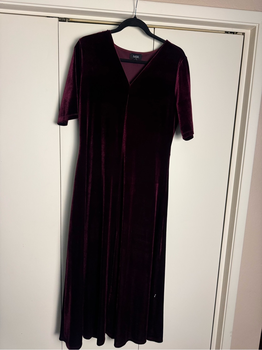 MSK Velvet V-Neck Maxi Dress in Burgundy
